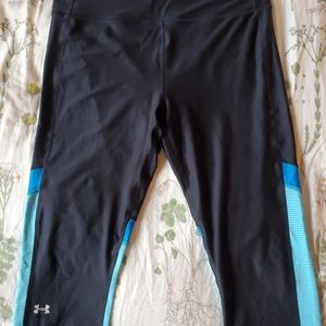 UnderArmour workout capris